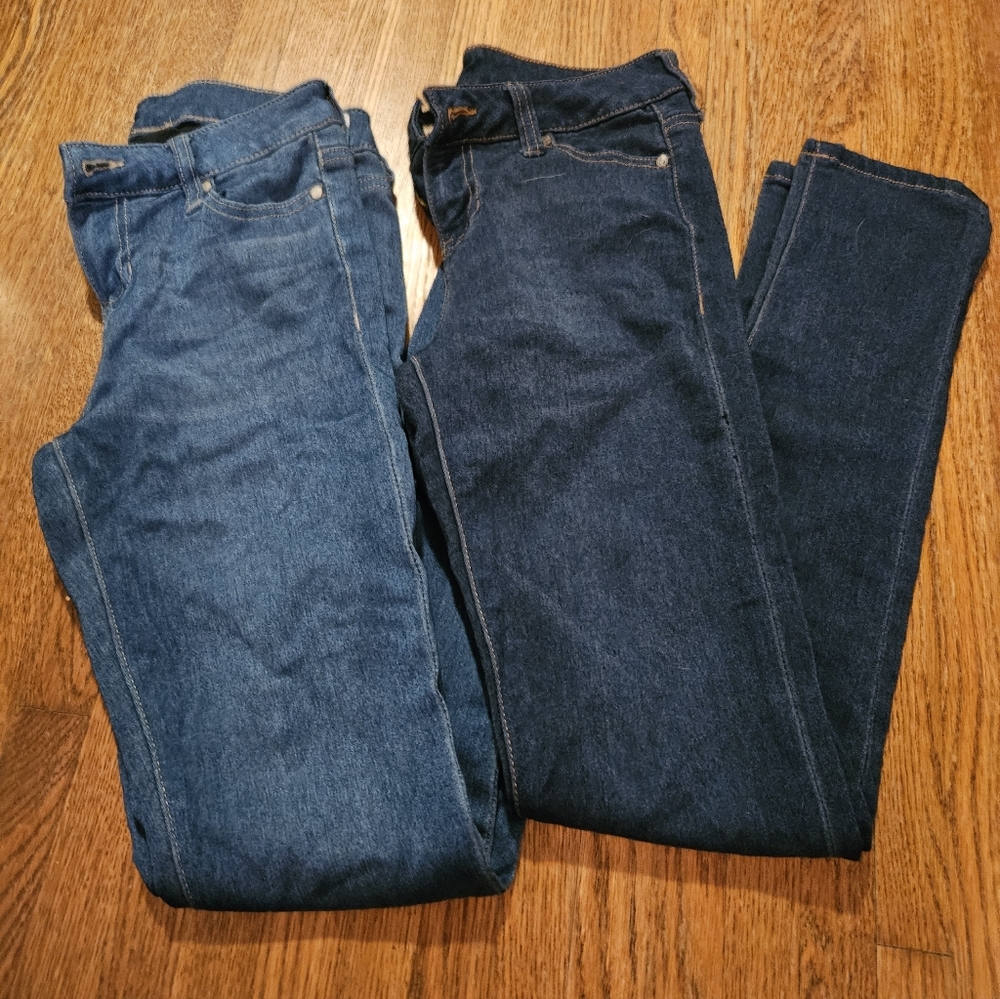 Bundle of 2 Celebrity Pink Stretch Jeggings